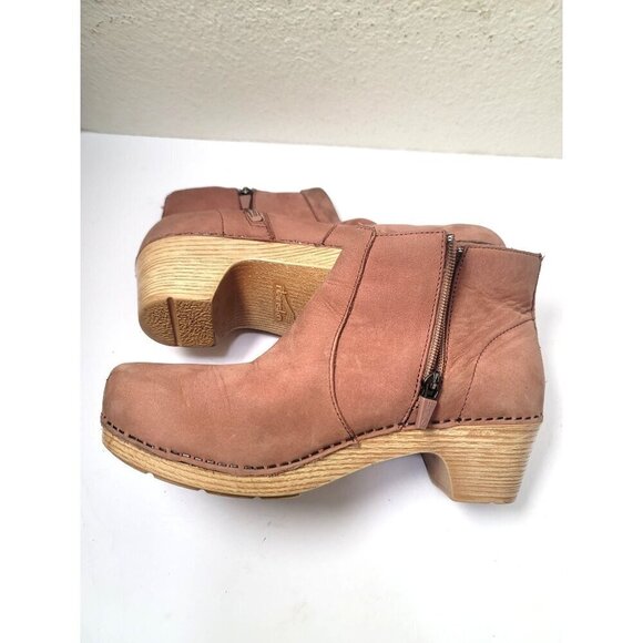 Dansko Women's Tan Leather Ankle Boots With Side Zipper Size 39 - Picture 11 of 16